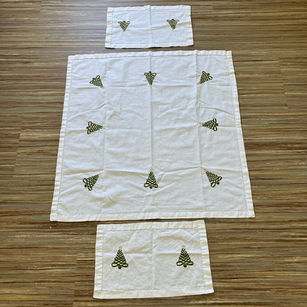 JYSK White Linen Blend Tablecloth & 2 Placemats w/ Embroidered Xmas Tree Design